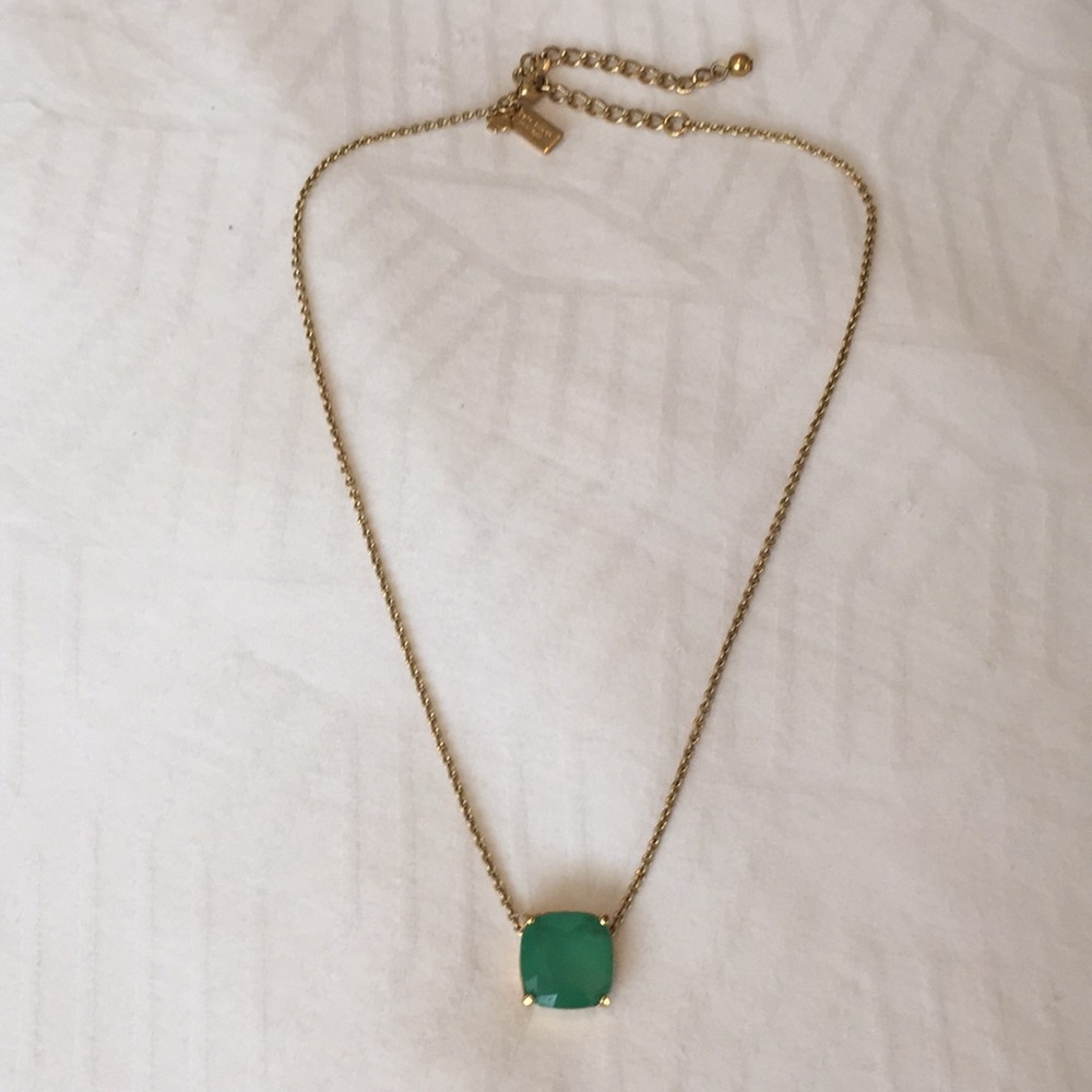 Kate Spade Jade Green Pendant Necklace. EUC